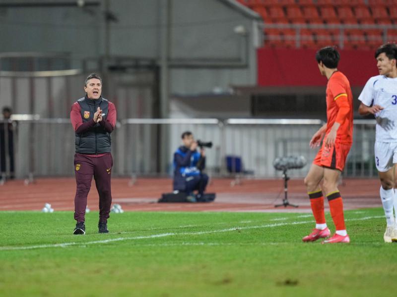 欧冠高清直播入口-带队创造历史的安东尼奥及格了吗？他的表现像极了国足前任主教练