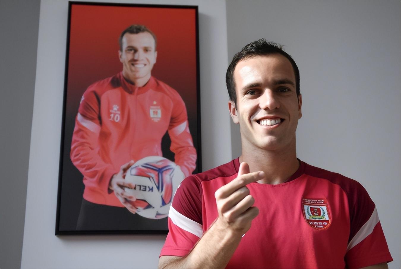 欧冠官方客户端安装-国安门将位置离队第一人预测！前些年就归化入籍，却一直踢不上球