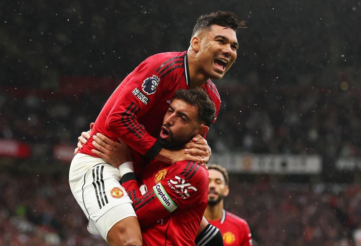 欧冠官方客户端安装-B费达成红魔生涯100助里程碑，成英超时代曼联第四人